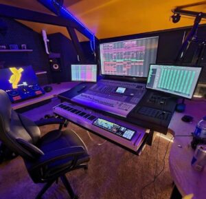 Dmc Mystic Music-studio-Hardware-Photos-image-0067-300x289 Music-studio-Hardware-Photos-image-0067  