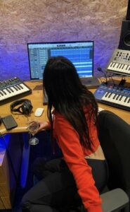 Dmc Mystic Music-studio-Hardware-Photos-image-0074-631x1024-1-185x300 Music-studio-Hardware-Photos-image-0074-631x1024-1  