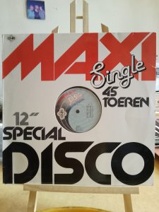 Dmc Mystic 33-RPM-Vinyl-Records-Display-Items-Secondhand-and-Flea-Markets-Bin-1-article-page-200-225x300 33-RPM-Vinyl-Records-Display-Items-Secondhand-and-Flea-Markets-Bin-1-article-page (200)  