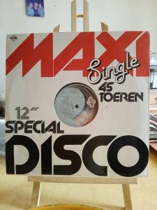 Dmc Mystic 33-RPM-Vinyl-Records-Display-Items-Secondhand-and-Flea-Markets-Bin-1-article-page-201-225x300 33-RPM-Vinyl-Records-Display-Items-Secondhand-and-Flea-Markets-Bin-1-article-page (201)  